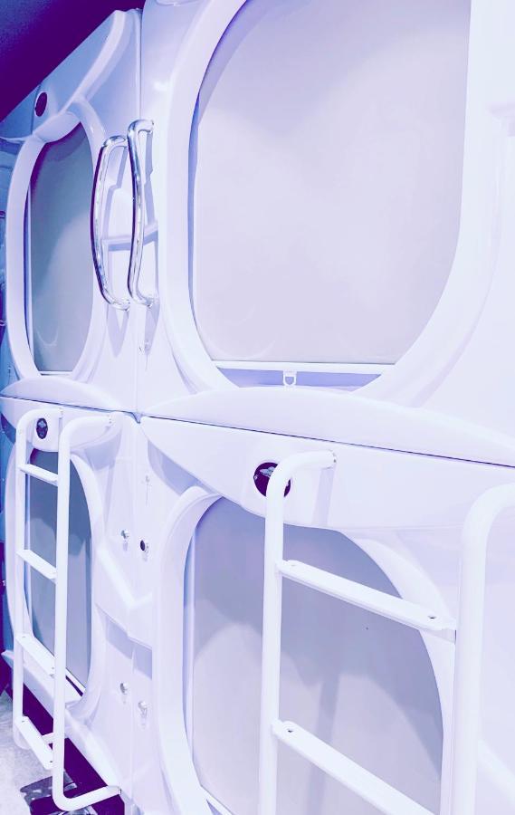 MET A Space Pod @ Boat Quay Singapour Extérieur photo
