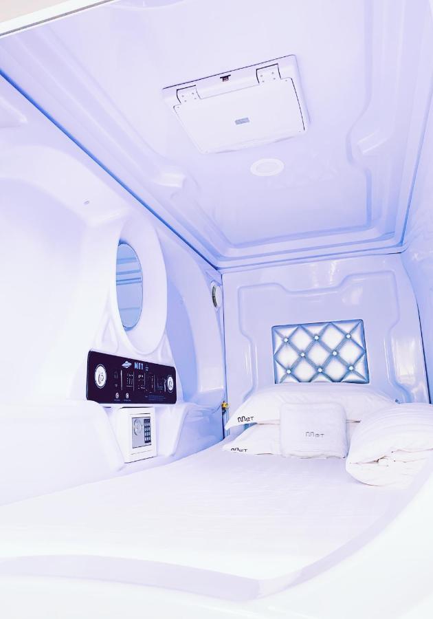 MET A Space Pod @ Boat Quay Singapour Extérieur photo