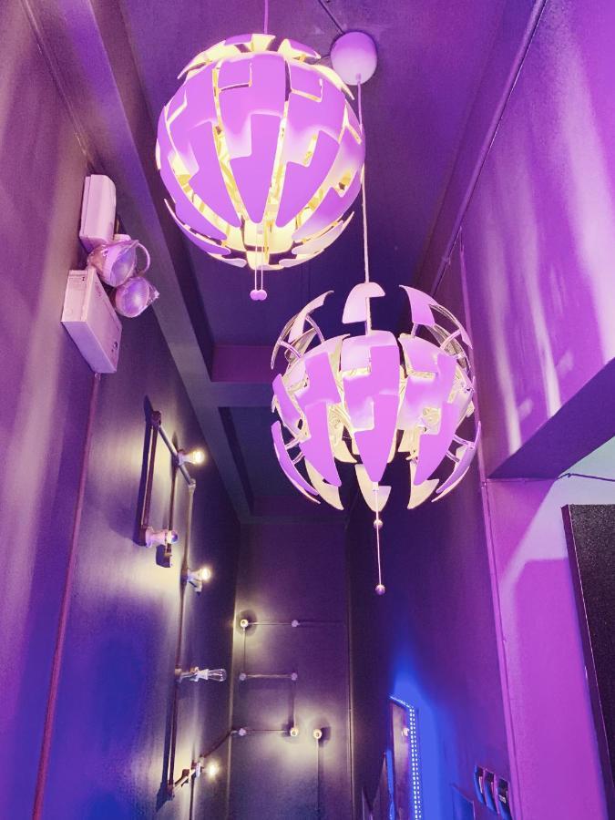 MET A Space Pod @ Boat Quay Singapour Extérieur photo